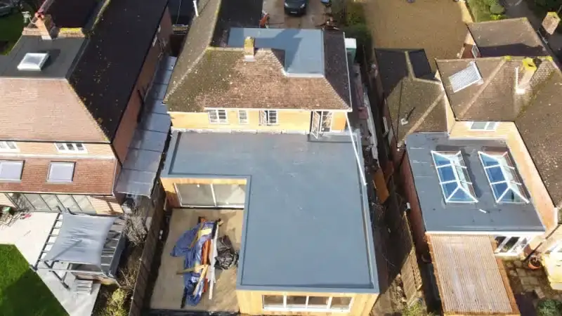 Bingham Drive, Lyndhurst: completed roof