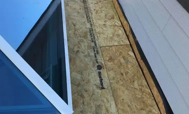 Christchurch: completed roof