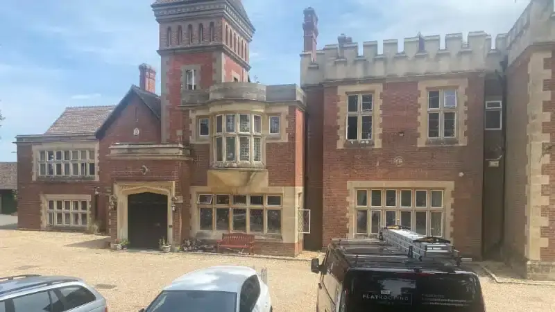 Ossemsley Manor House, New Forest, photo 9