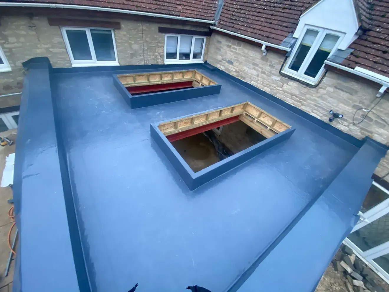 Single ply membrane roof installation